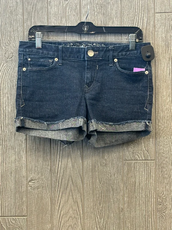 Shorts By Express  Size: 6