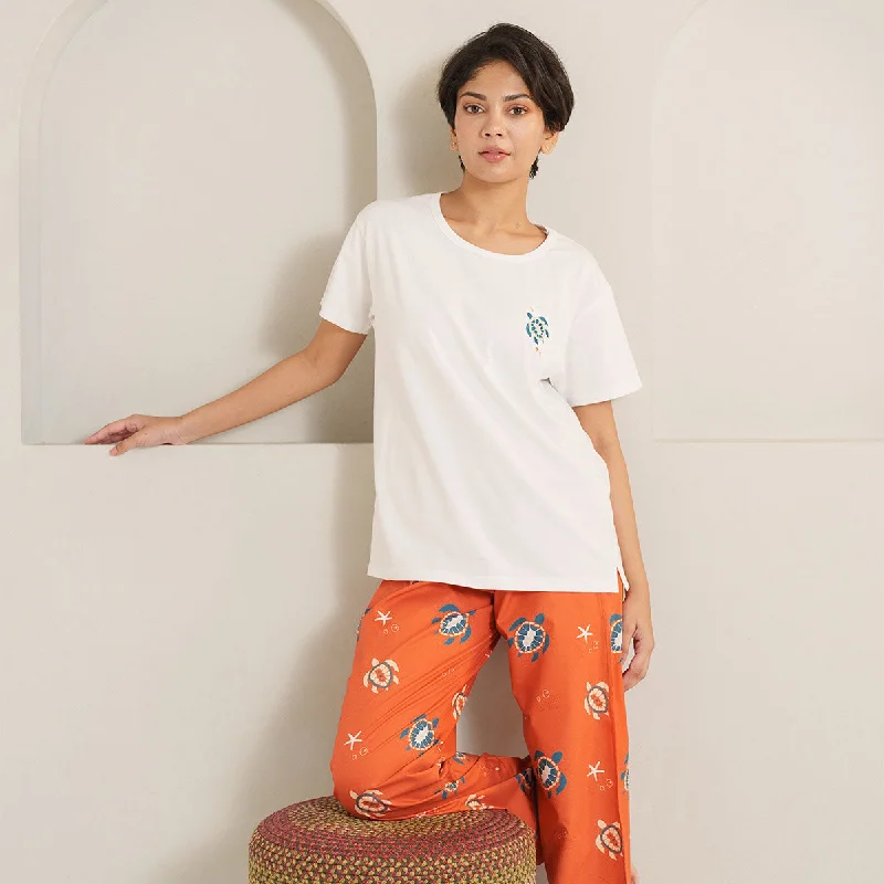 Turtle Tide Embroidered T-shirt & Cotton Pyjama Women's